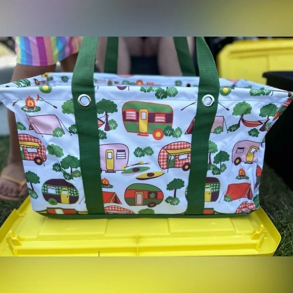 Large utility tote
